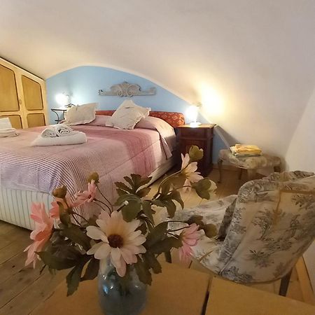 La Casa A Balconcino Apartman Gaeta Kültér fotó